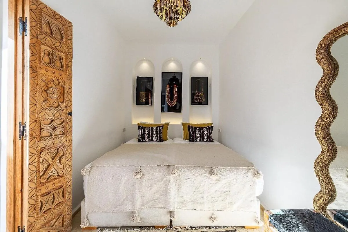 Riad Rose Exclusive New Authentic Breakfast And Pool Marrakesh Villa