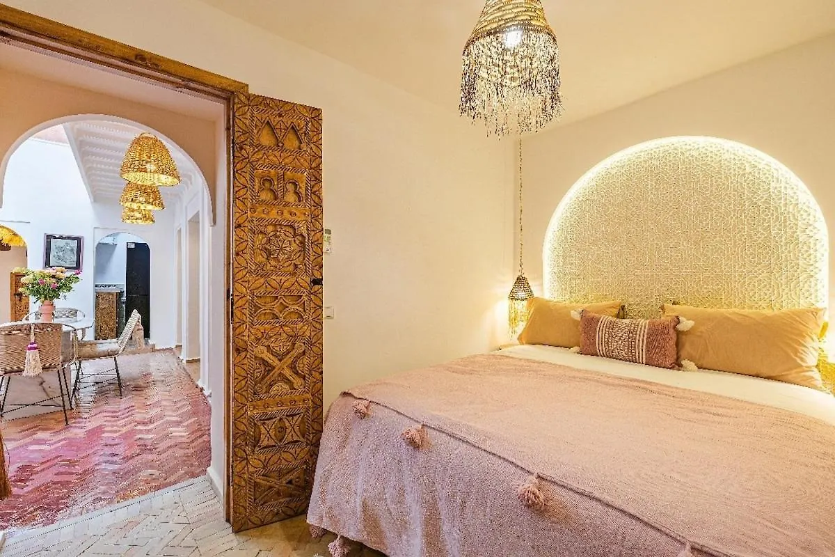 Riad Rose Exclusive New Authentic Breakfast And Pool Marrakesh 0*,
