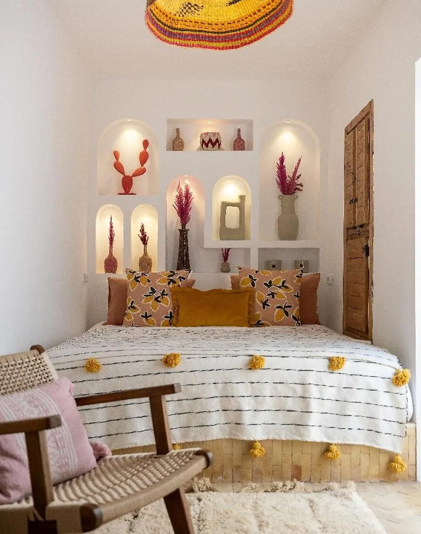 Riad Rose Exclusive New Authentic Breakfast And Pool Marrakesh Villa
