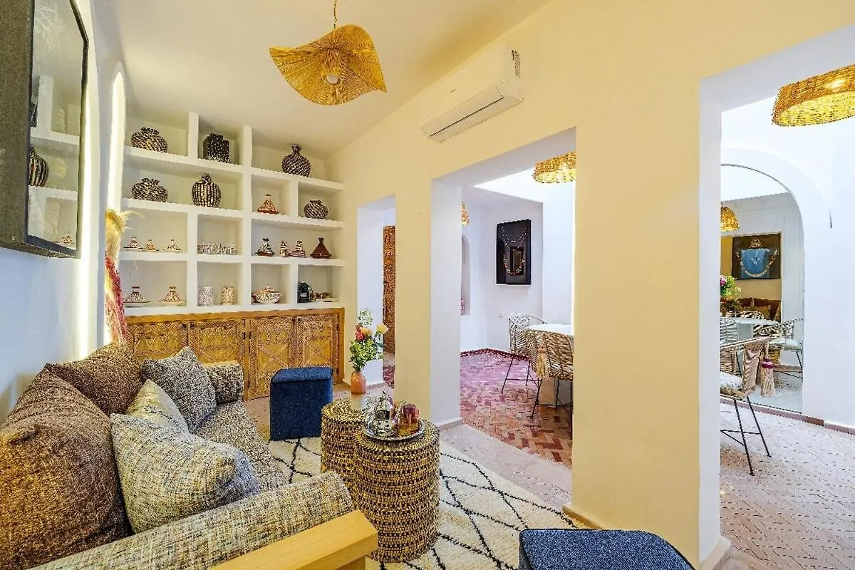 Riad Rose Exclusive New Authentic Breakfast And Pool Marrakesh